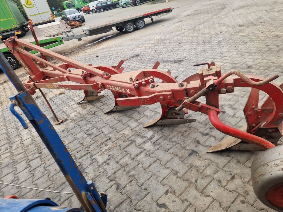 Pług 4 skibowy Vogel Noot Farmer K regulowany nordsten 2.5m  siewnik