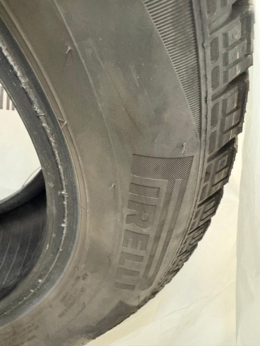 Pirelli Ice Zero 205/55/R16