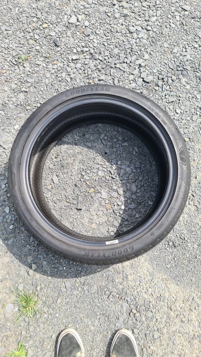 Opona Goodyear Eagle F1 asymetric 5 225/40/r19