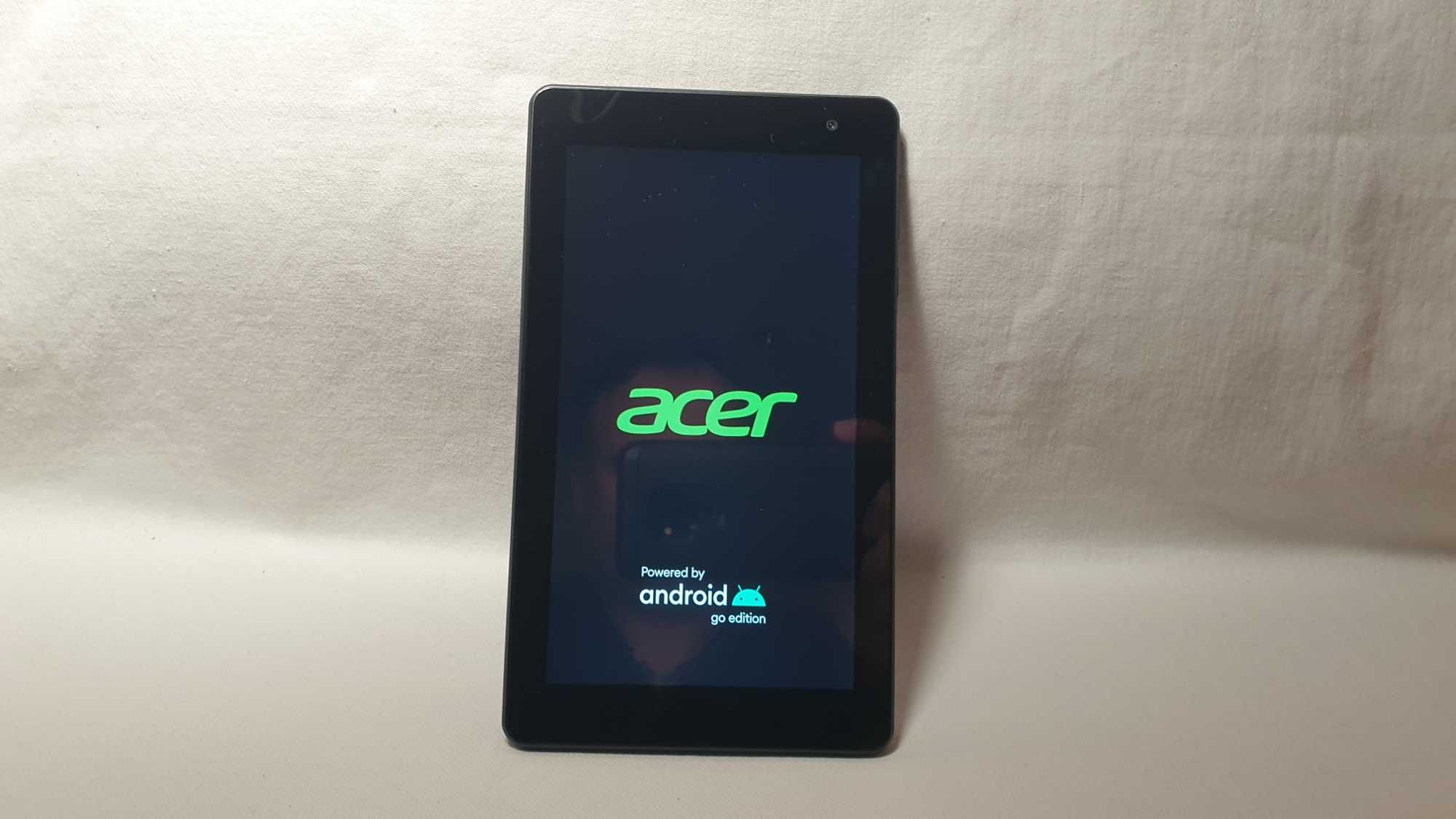 Tablet Huawei MediaPad T3 10 8" 2 GB / 16 GB + Acer.