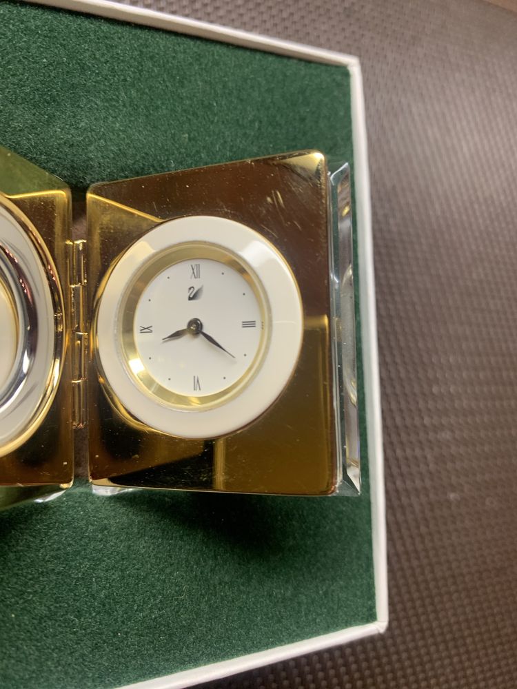 Часы подарочные SWAROVSKI