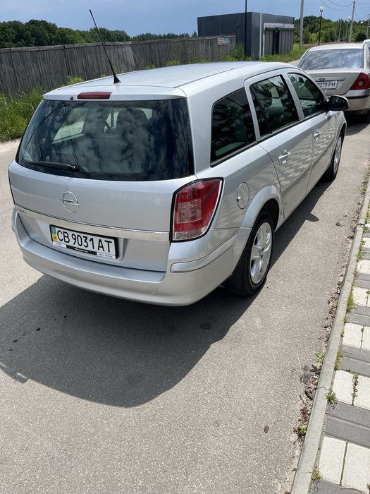 Продам Opel Astra H