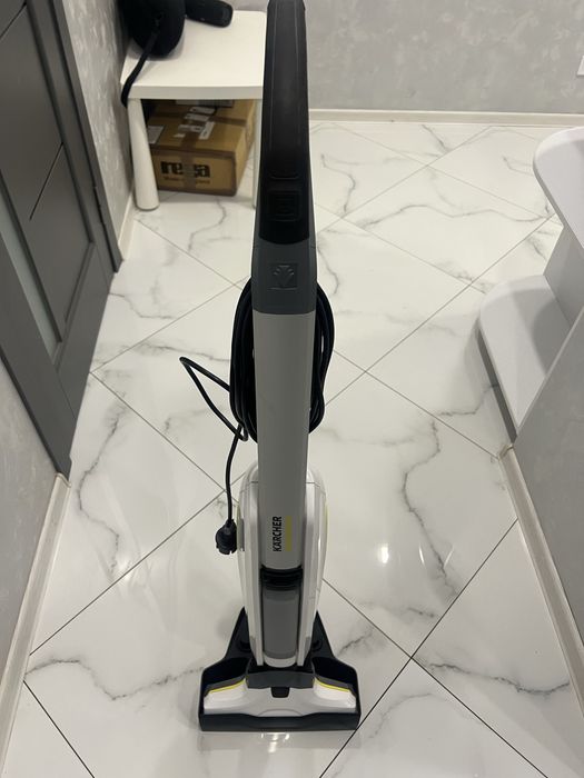 Моющий пылесос Karcher FC5