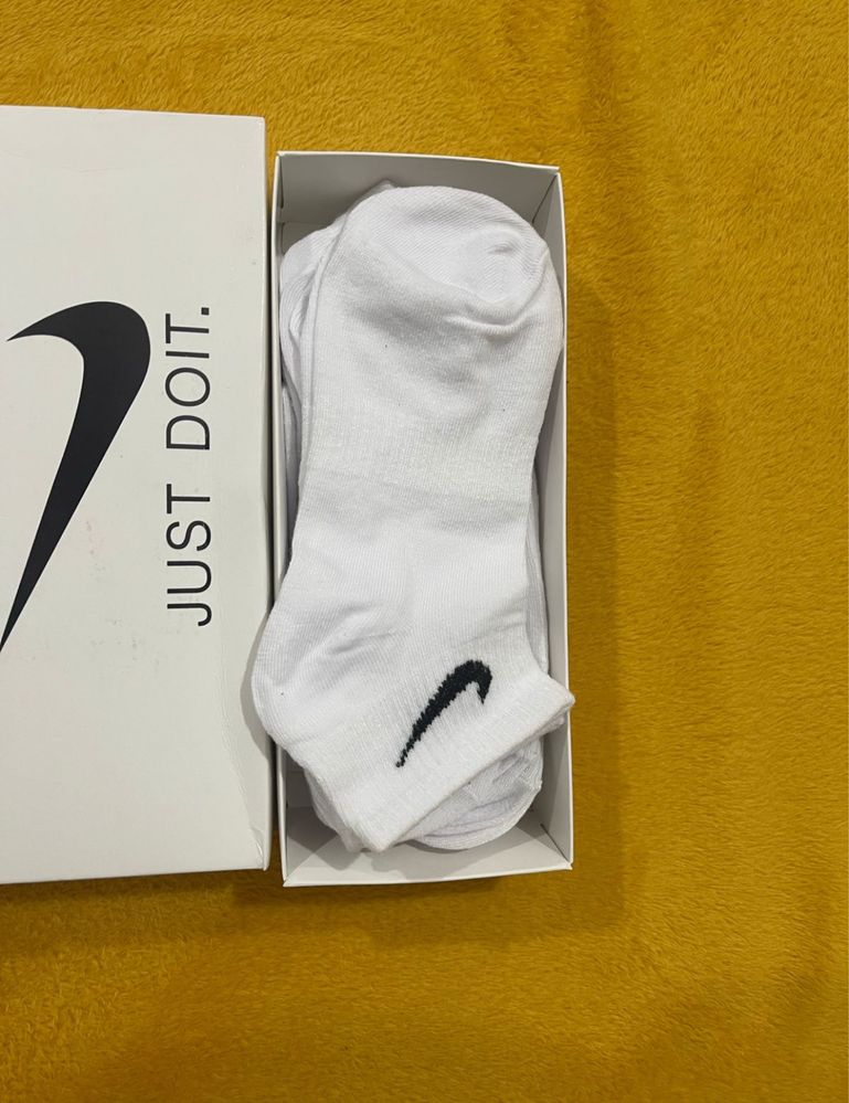 Meias nike + caixa