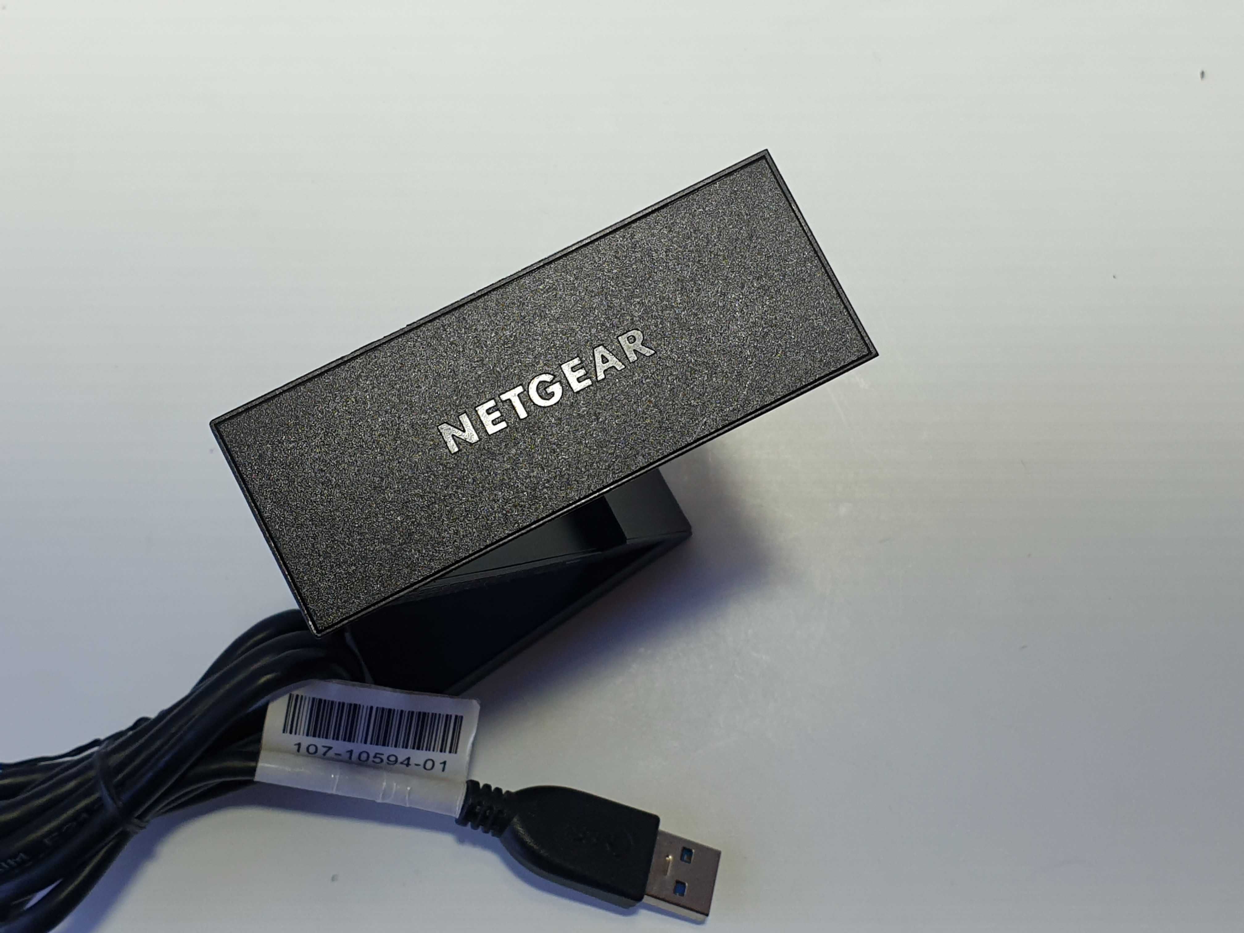 usb Wi-Fi  Netgear A6210  AC1200  2.4 GHz.  5.0 GHz.