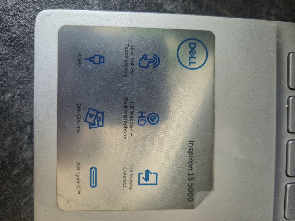 Laptop Dell Inspiron 15 5501