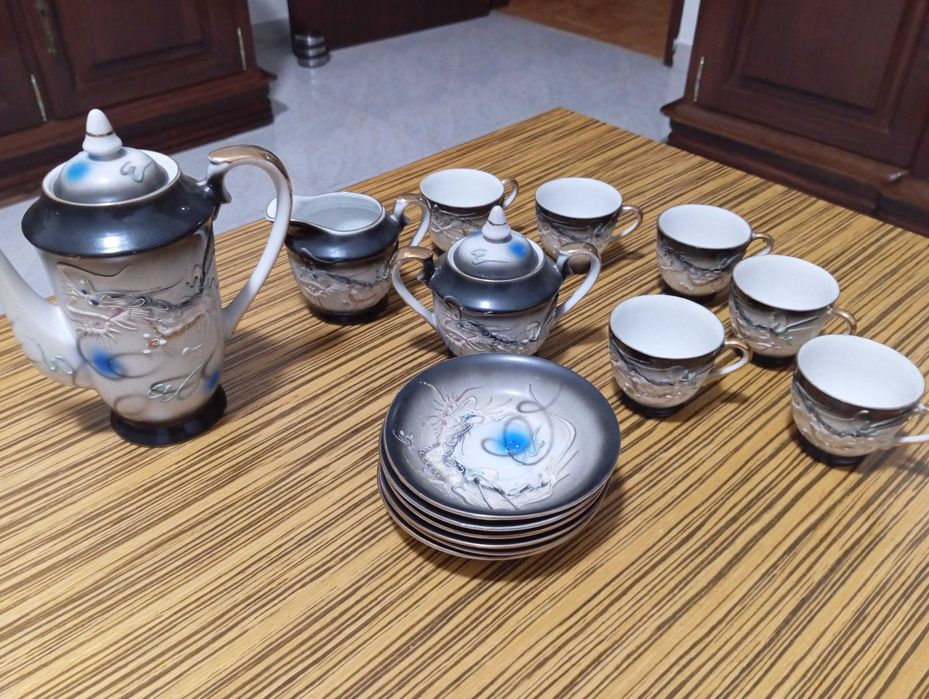 Serviço de café em porcelana