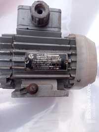 Электродвигатель 4АА 60Вт, 1330об./мин.