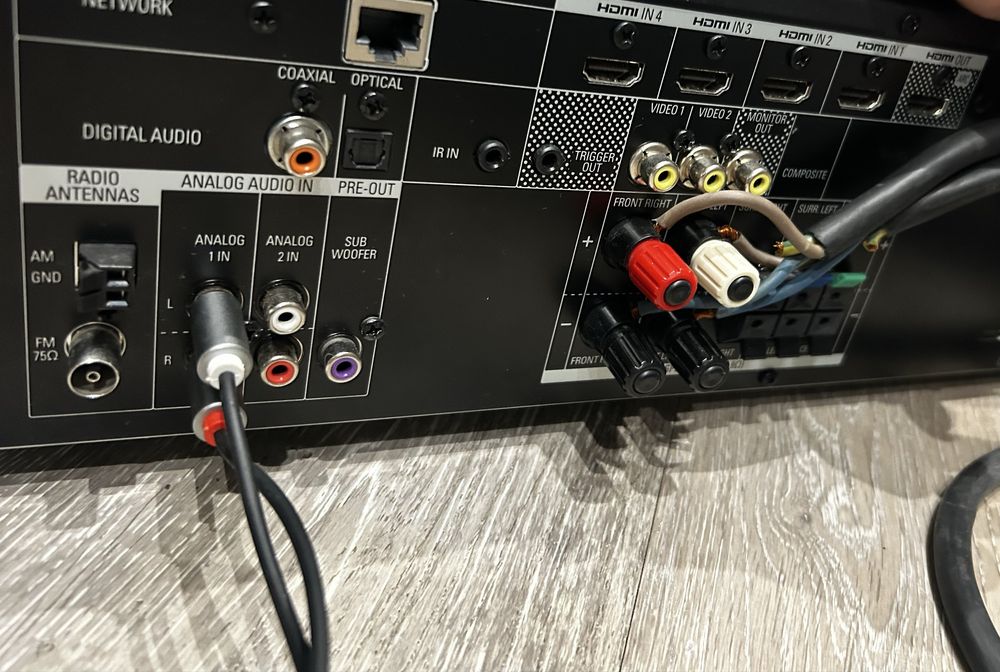 Harman kardon amplituner avr151s perfekt