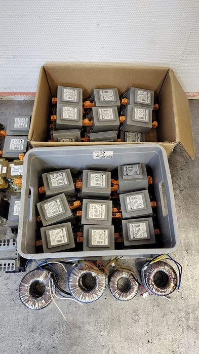 Transformatory Breve Noratel 230V/24V zestaw 87 sztuk