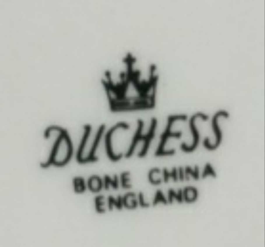 Английская тарелка Duchess. Bone China 23 см. Клеймо.