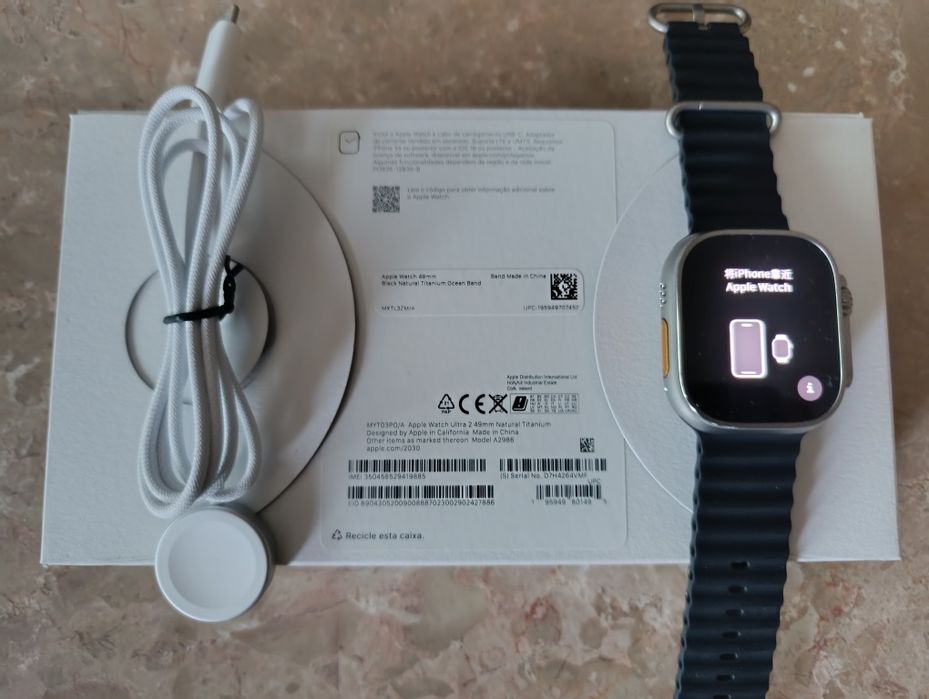 Applle Watch Ultra 2. O relógio está como novo.