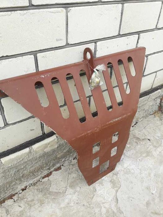 Продам защиту двигателя