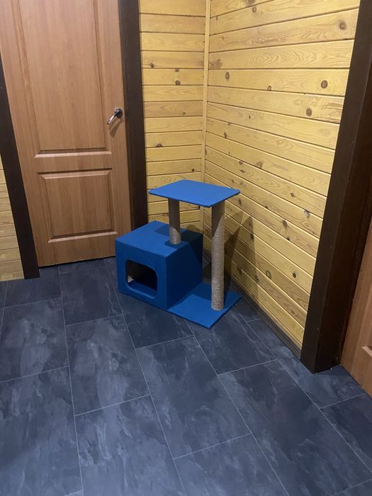 Продам будиночок для кота