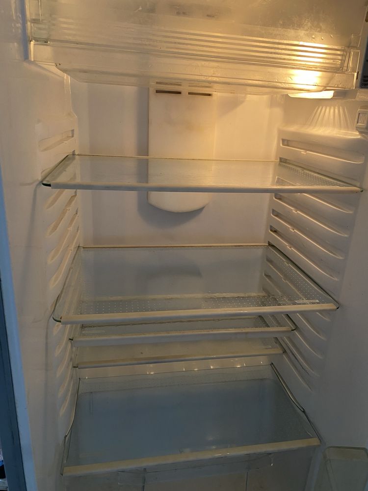 Холодильник SHARP