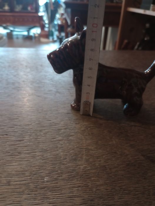 Stara ceramiczna figurka Pies Terrier