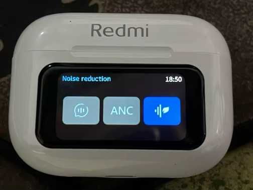 Nowe Redmi Smart Touch Screen – Słuchawki z ekranem LCD!