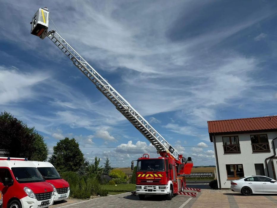 Iveco Eurocargo 130E24  Wóz strażacki Drabina strażacka ,Podnośnik koszowy 30m  zwyżka