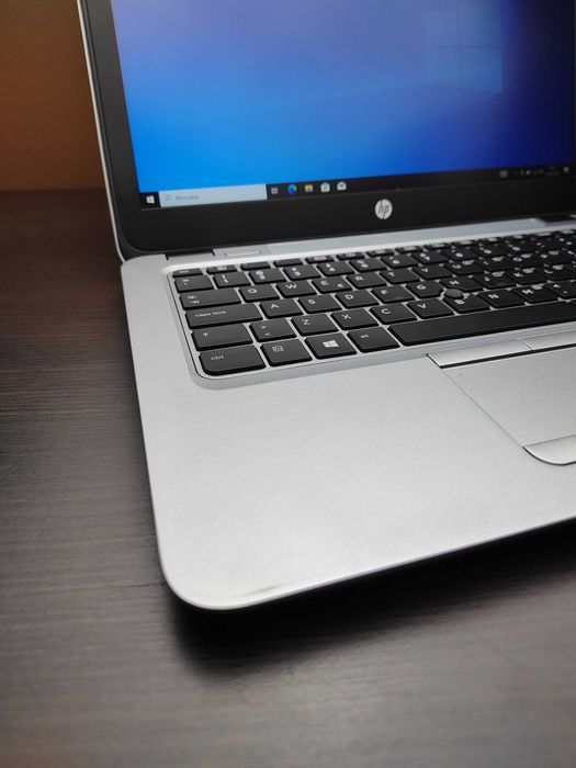 Laptop 12,5" HP EliteBook 820 G3 - i5-6200U/16GB RAM/128SSD/W10 4G FV