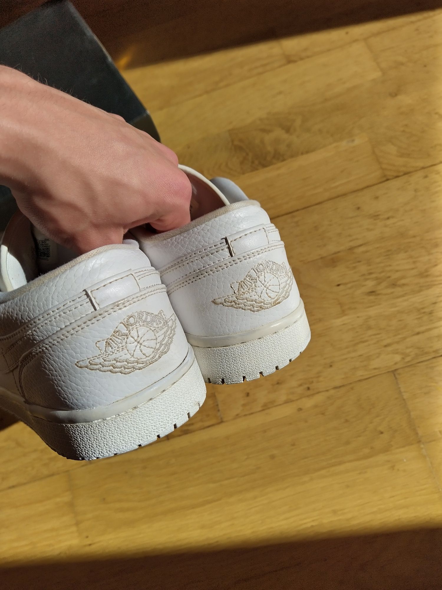 Nike Air Jordan 1 Retro Low White