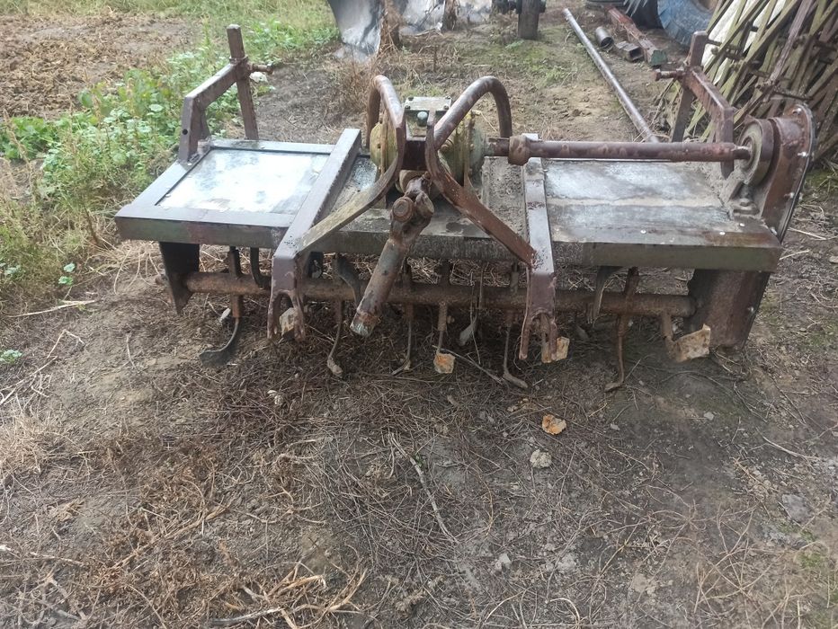 Фреза на мінітрактор