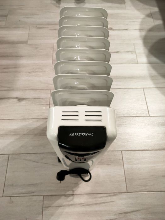 Grzejnik olejowy 2000W.