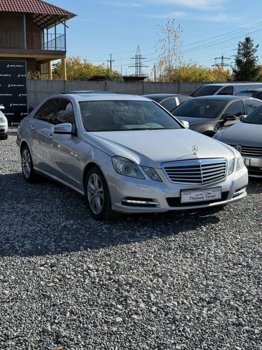 Мерседес 212 2011 1.8 Бензин
