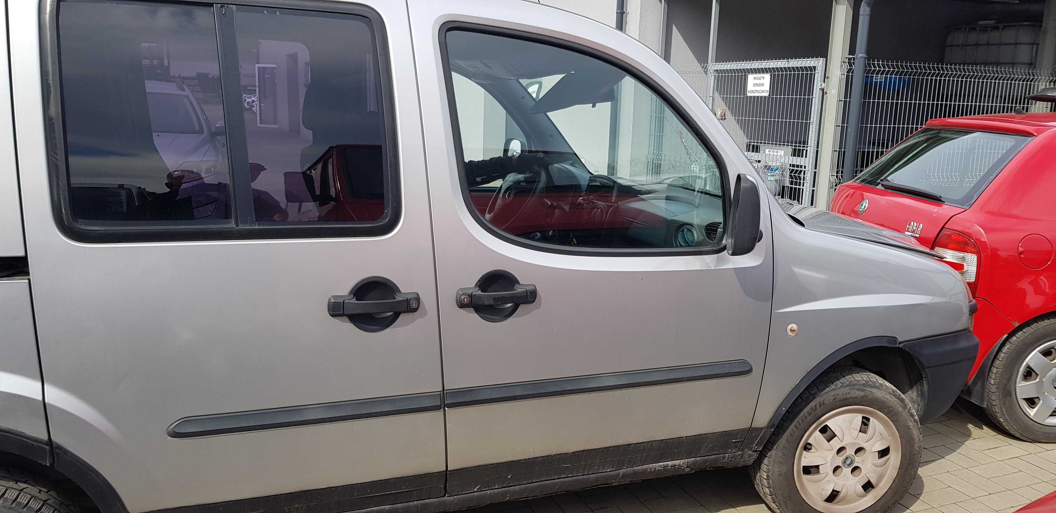 Fiat Doblo maska błotnik drzwi zderzak przód tył lewe prawe kolor 647