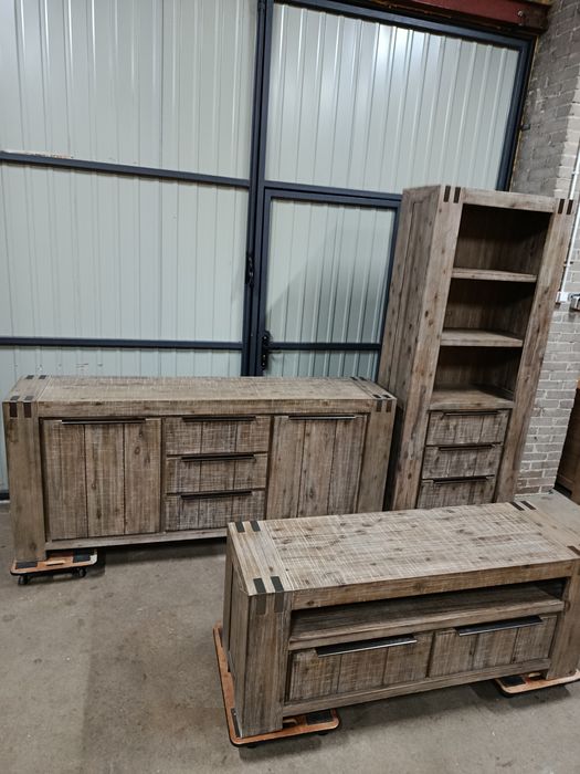Komoda drewniana rustykalna, drewno egzotyczne. Import Holandii