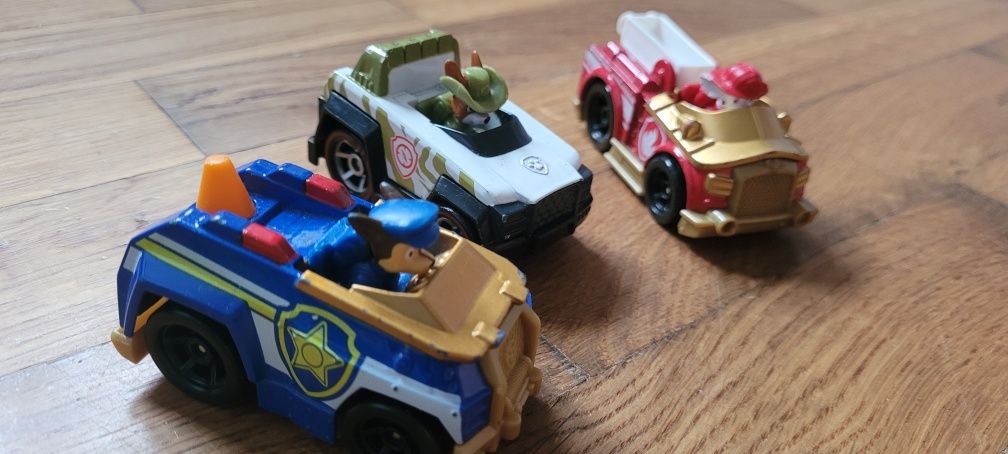 Chase tracker marshall metalowe samochodziki psi patrol