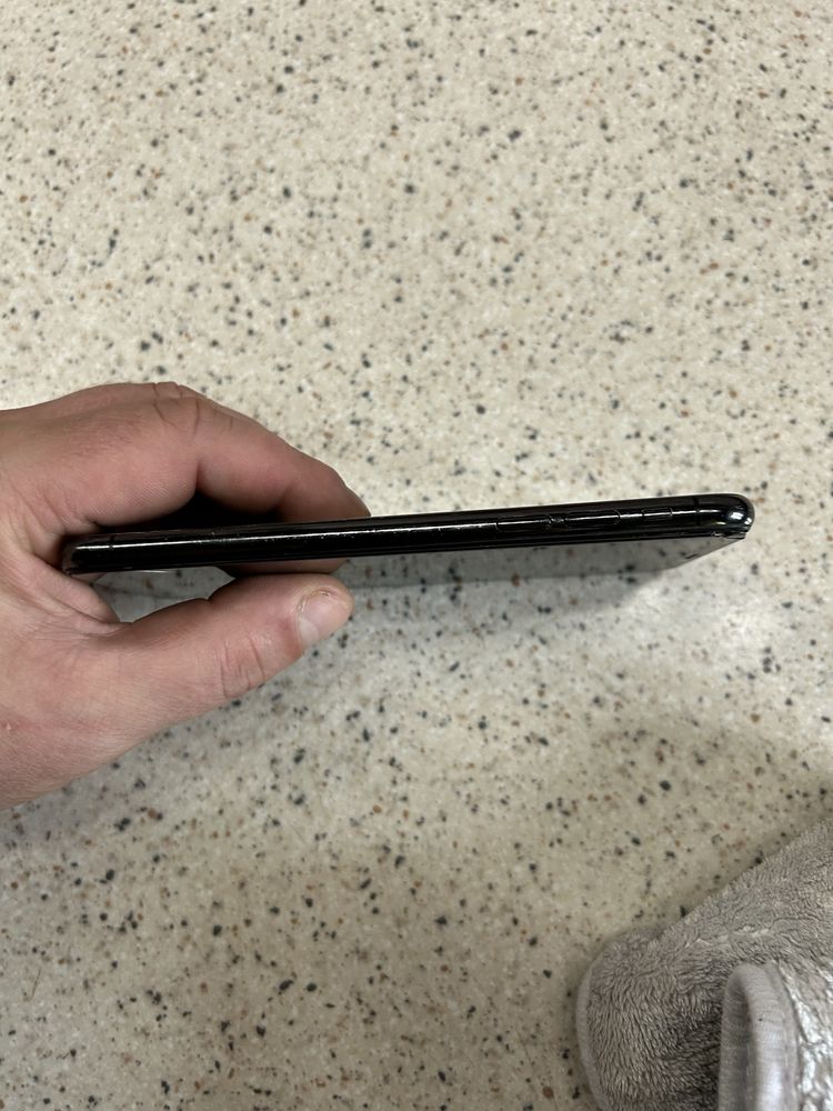 Iphone x 64gb neverlock без icloud