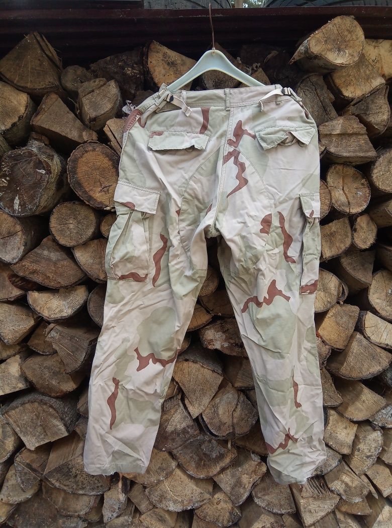 spodnie US army desert , medium regular