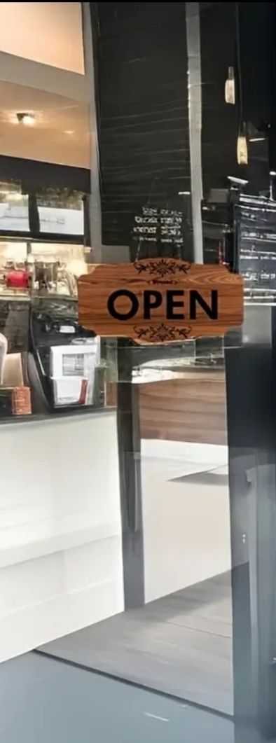 Placa em Madeira Open / Close