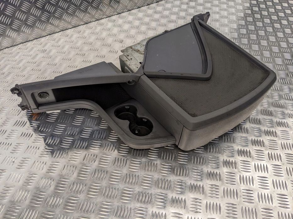 KONSOLA PÓŁKA KOKPITU SCANIA R