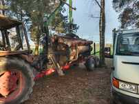 Wycinka drzew rąbanie drewna koszenie usługi leśne transport wywrotką