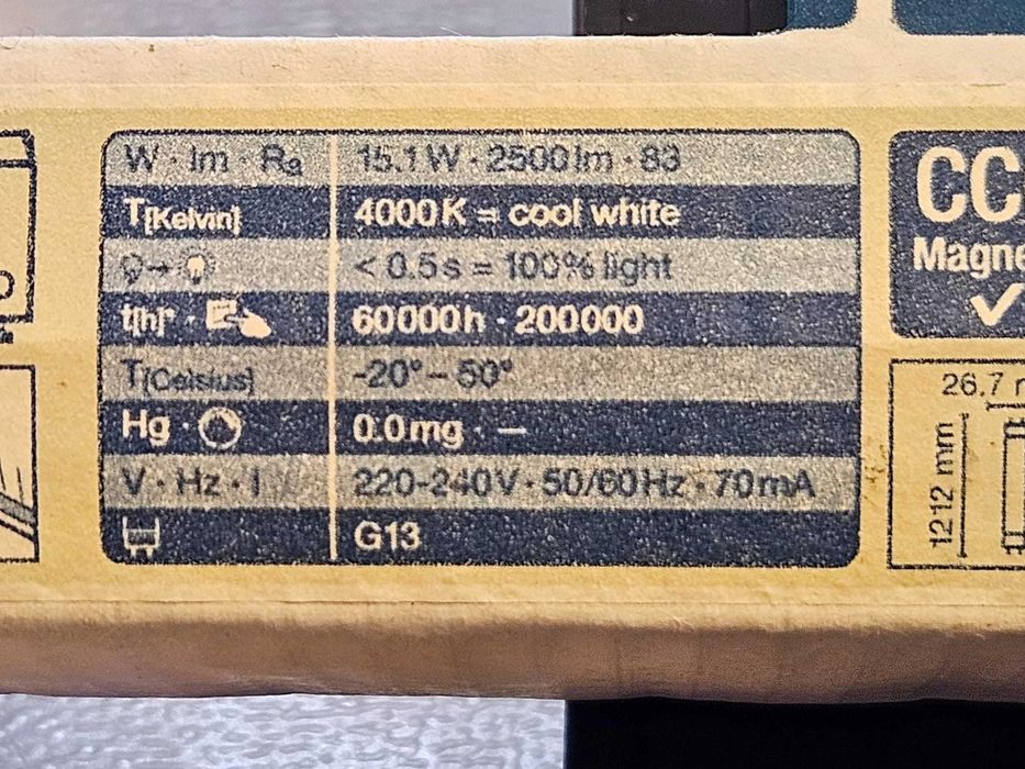 8 Tubos LED T8 120 cm 15.1W 4000K G13 1 lado – OSRAM SubstiTUBE – NOVO