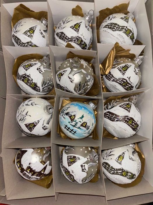 Bombki Choinkowe 7 cm 12 szt domki białe