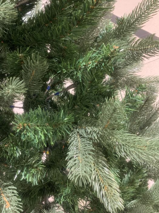 Штучна ялинка 1,8