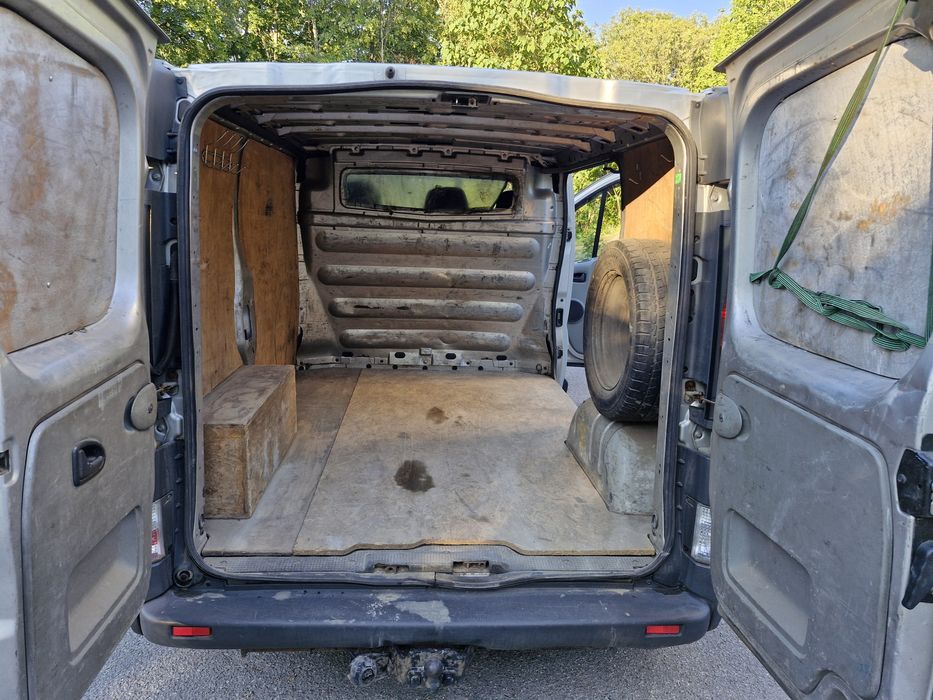 Продам опель виваро 1.9