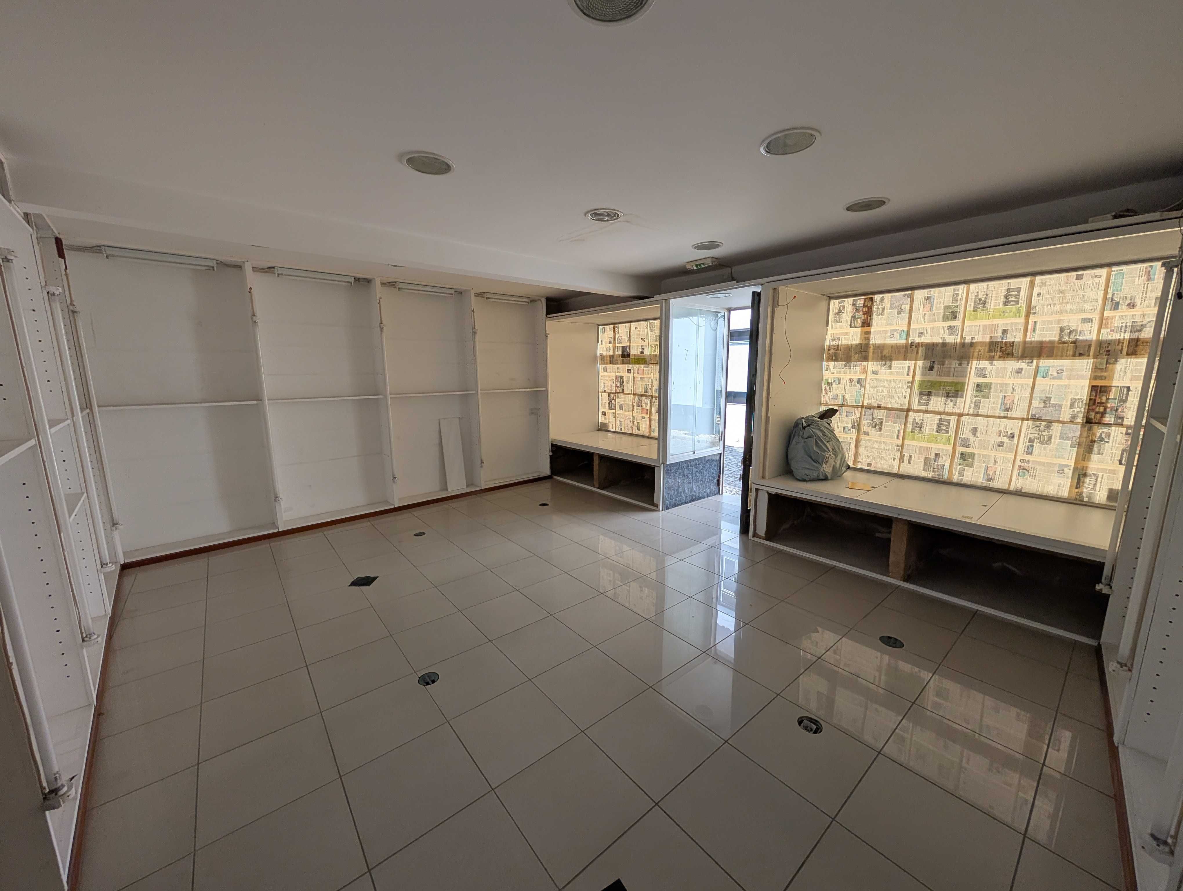 Espaço para RESTAURANTE típico no centro histórico, numa rua pedonal