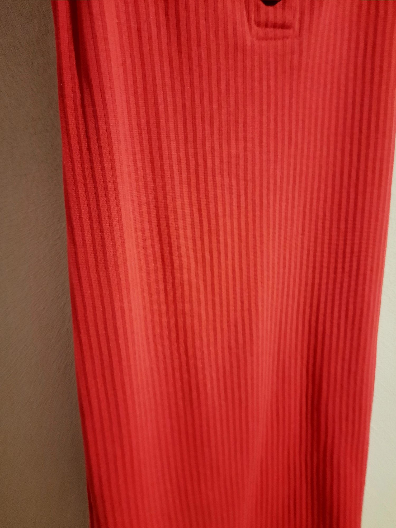 Missquided czerwona sukienka 34 XS