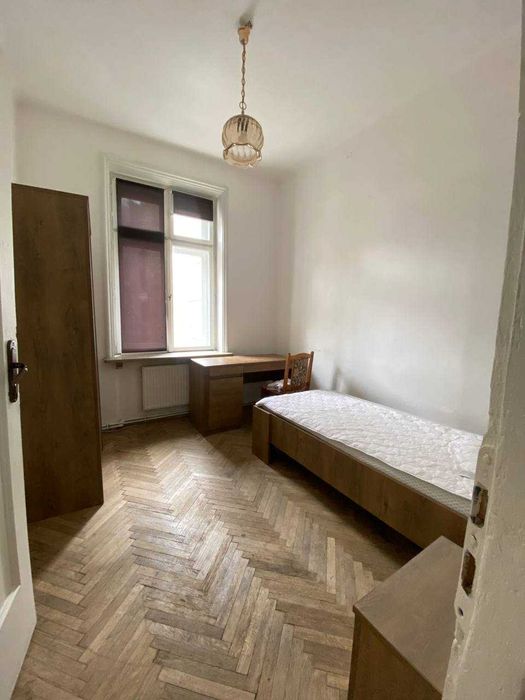 Оренда кімнати на підселення. Центр міста.