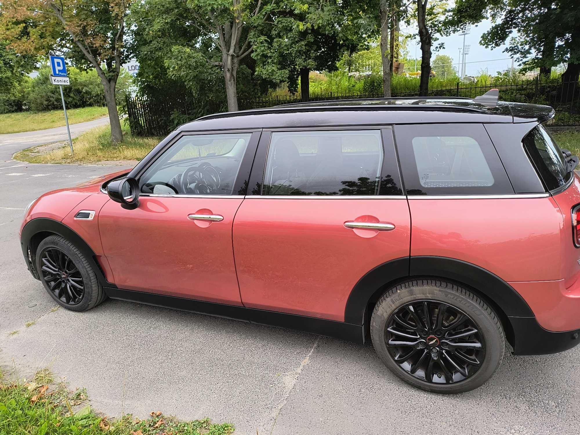 Sprzedam Mini Clubman Cooper 2019 z niskim przebiegiem.
