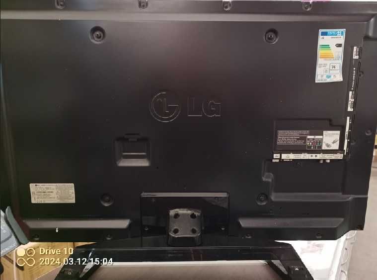 Telewizor LG 42 lm620S-ZE Smart tv 3D  NOWE podświetlenie SPRAWNY 100%