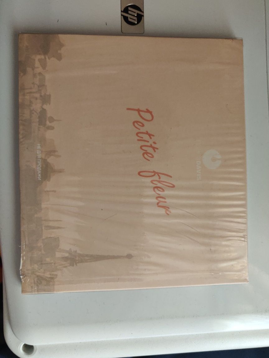 CD диск Petite Fleur новый