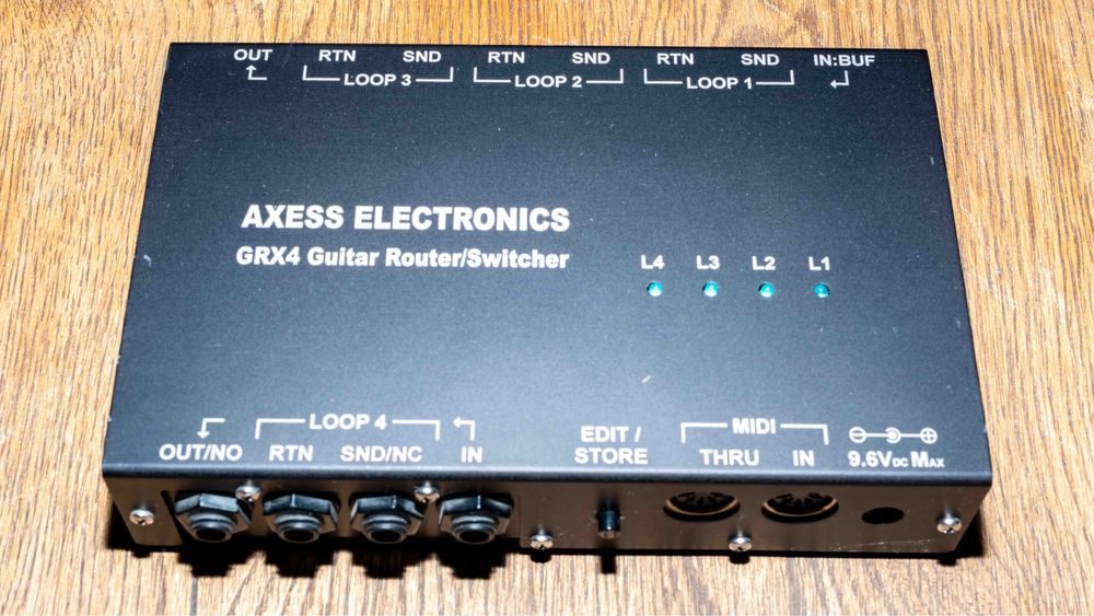 Axess electronics GRX4 switcher router gitarowy John Petrucci