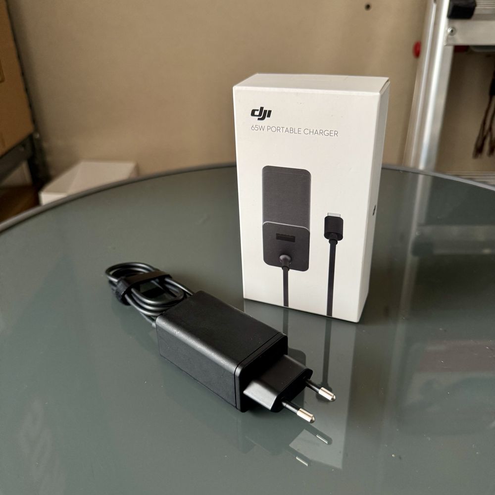 Carregador DJI 65W