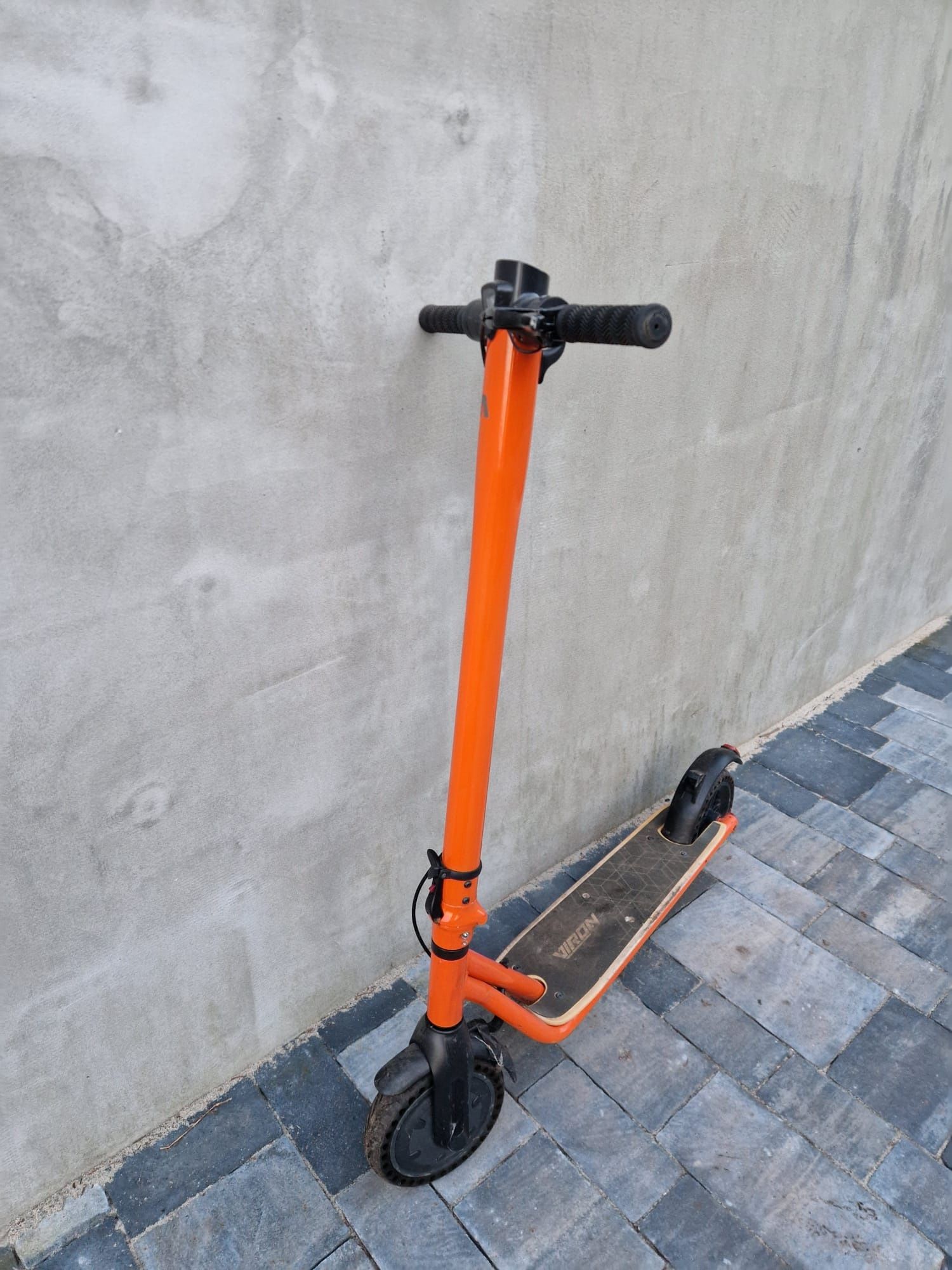 Hulajnoga elektryczna evemotion XI 700 - uszkodzona