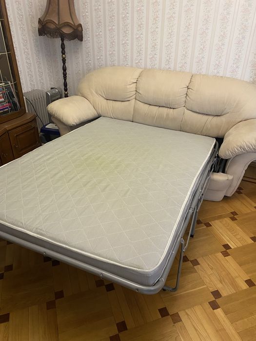 Шкіряний диван б/у