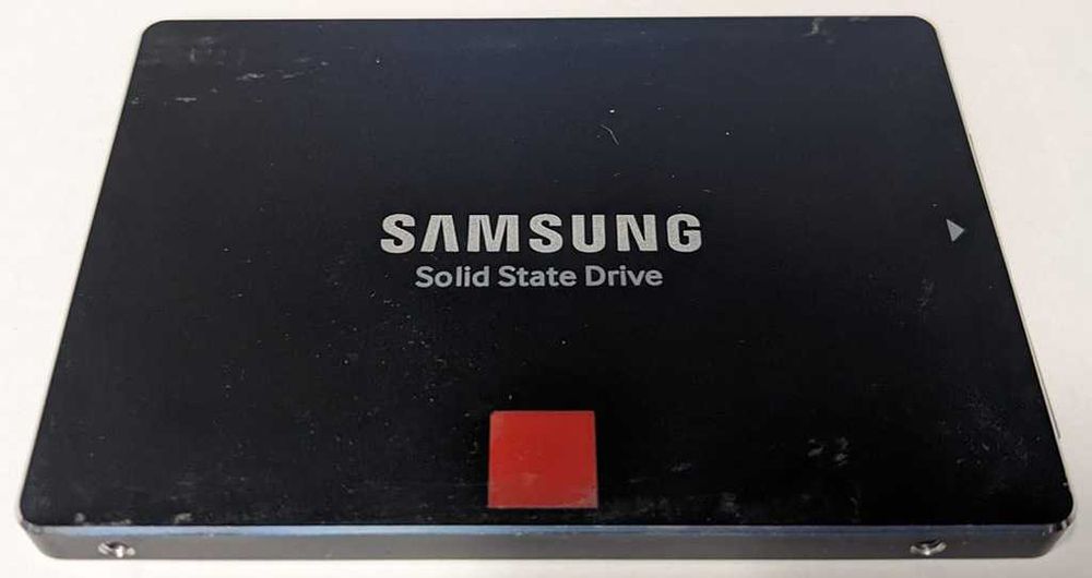 Samsung SSD 850 PRO i Gigabyte SSD, 256GB